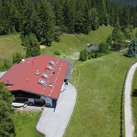 Panorama Quartier Seefeld Hotel apartamentowy Seefeld w Tirolu